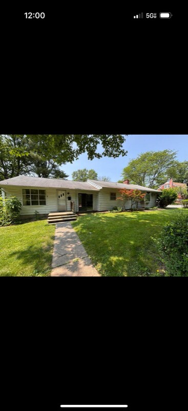 Primary Photo - 443 N 8th St