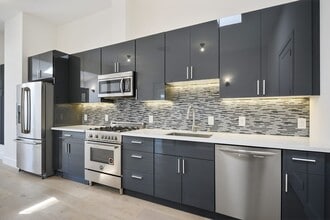 Building Photo - 2734 20th St