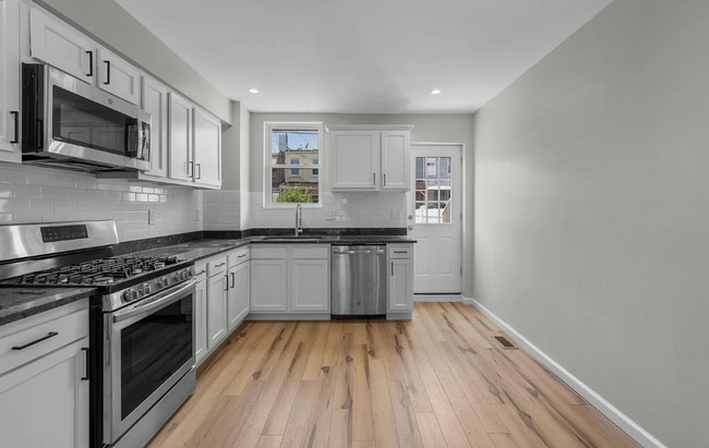 Photo - 121 N Patterson Park Ave House