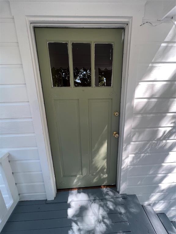 604 W 11th St, Taylor, TX 76574 Room for Rent in Taylor, TX