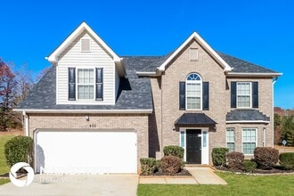 Building Photo - 400 Trinity Tr