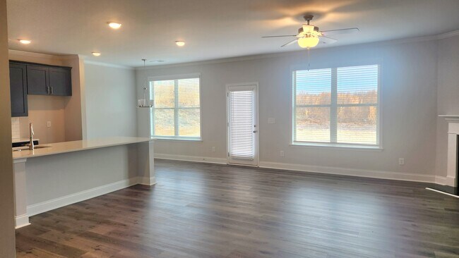 Foto del edificio - 1117 Sunny Vly Ln