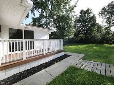 Foto del edificio - This stunning three-bedroom, two full-bath home was fully remodeled in 2024 and is move-in ready