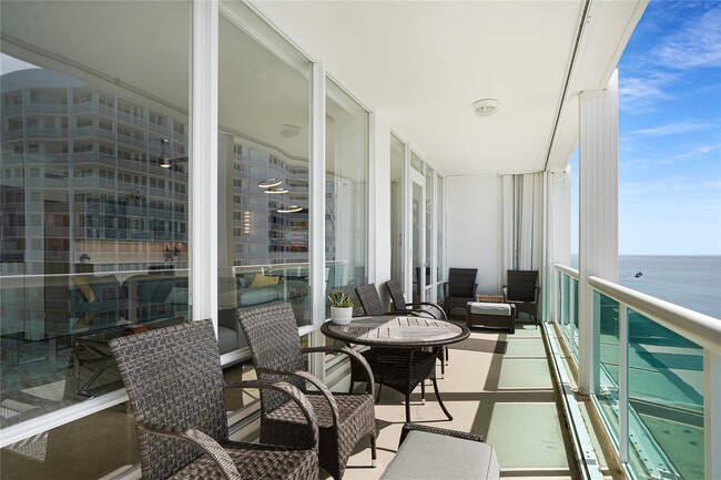 Foto del edificio - 2100 S Ocean Lane Unit 2508