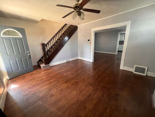 Foto del edificio - Monessen - 2 bed 1 bath - cozy home for rent