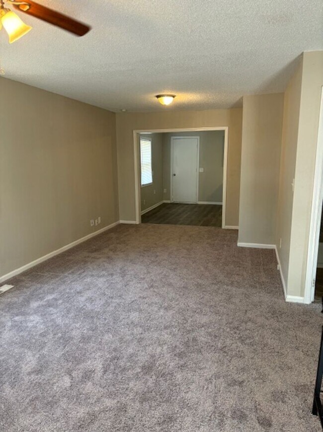 Foto del edificio - Coming Soon! Independence Home 3 Beds 2 Ba...