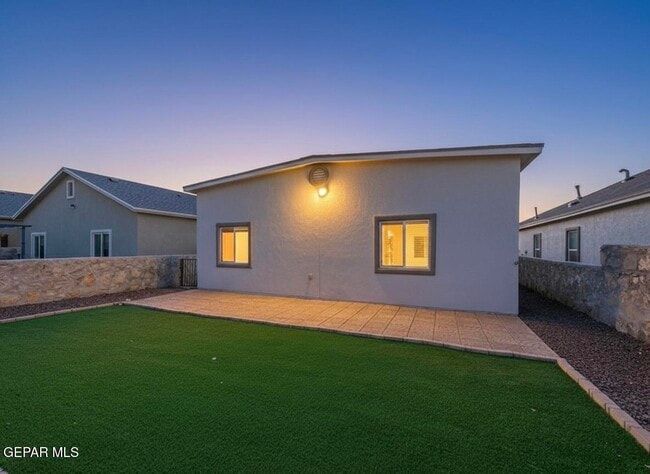 Foto del edificio - 5036 Margarita Talamantes