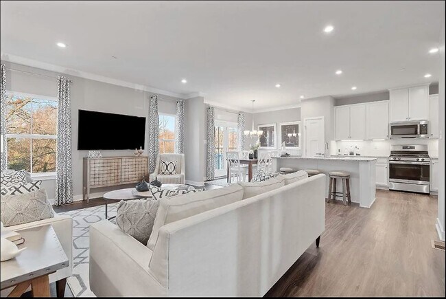 Foto del edificio - 300 Plaza Dr