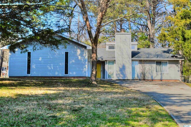 Building Photo - 1022 Branscomb Cir SE