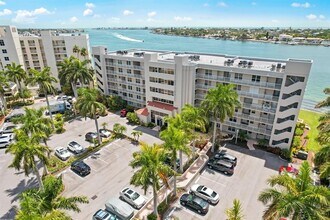 Building Photo - 6093 Bahia Del Mar Cir N