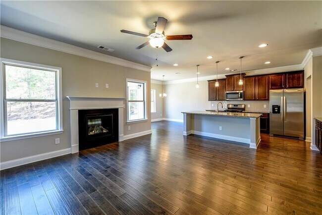 Building Photo - 2091 Harvester Ln