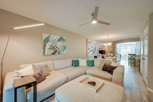 Foto del edificio - 3930 Leeward Passage Ct