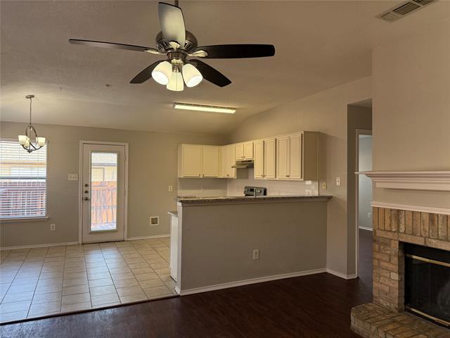 Building Photo - 10239 Blackjack Oaks Dr