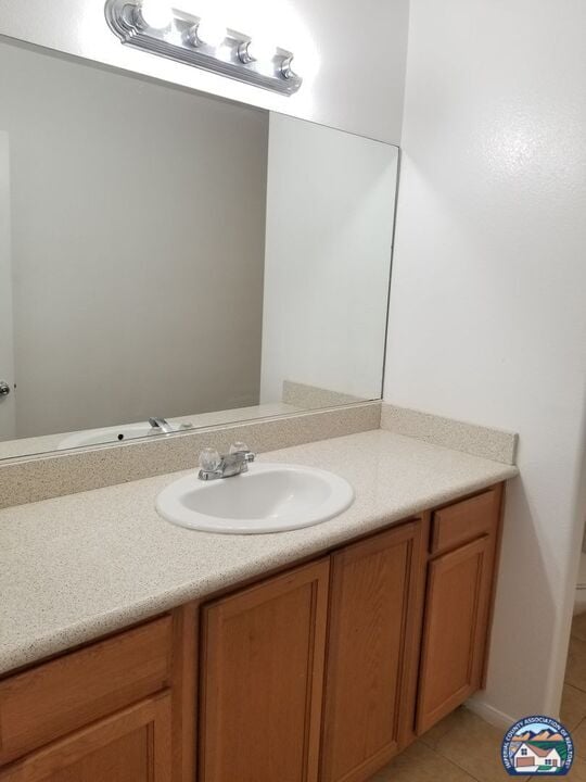 Foto del edificio - 1273 Court Ave