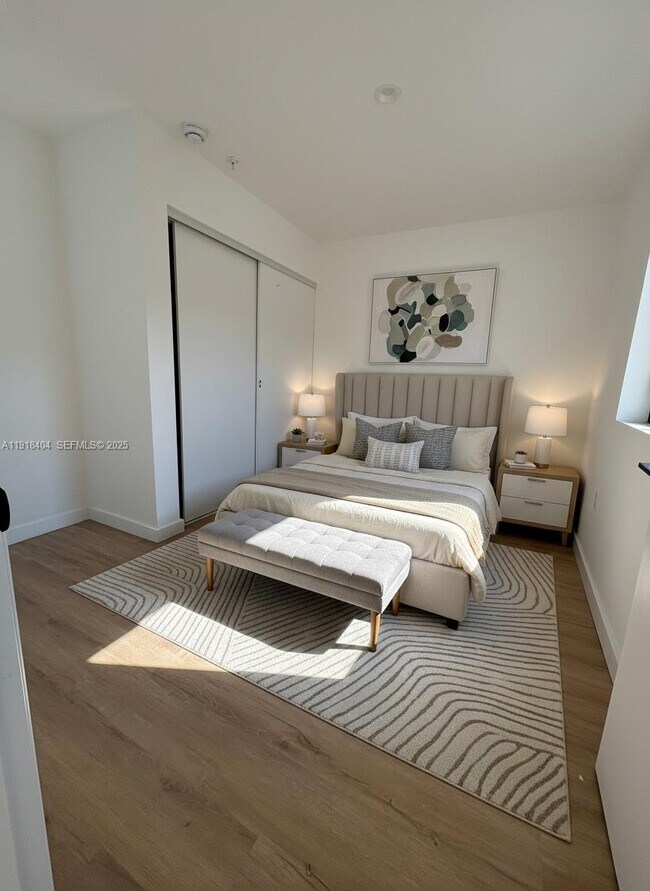 Foto del edificio - 85 NE 55th St