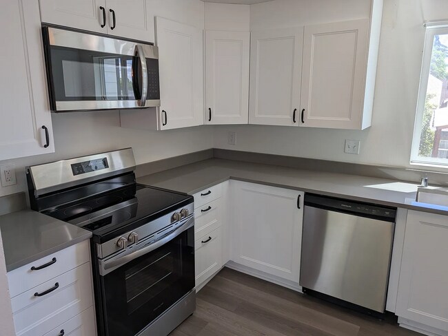 Foto del edificio - 8100 Delridge Way SW