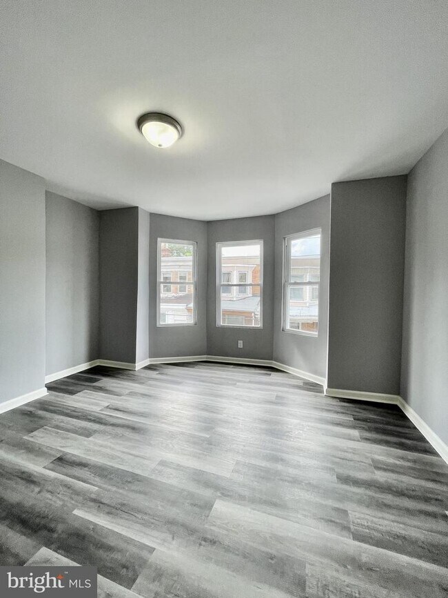 Building Photo - 5134 Funston St