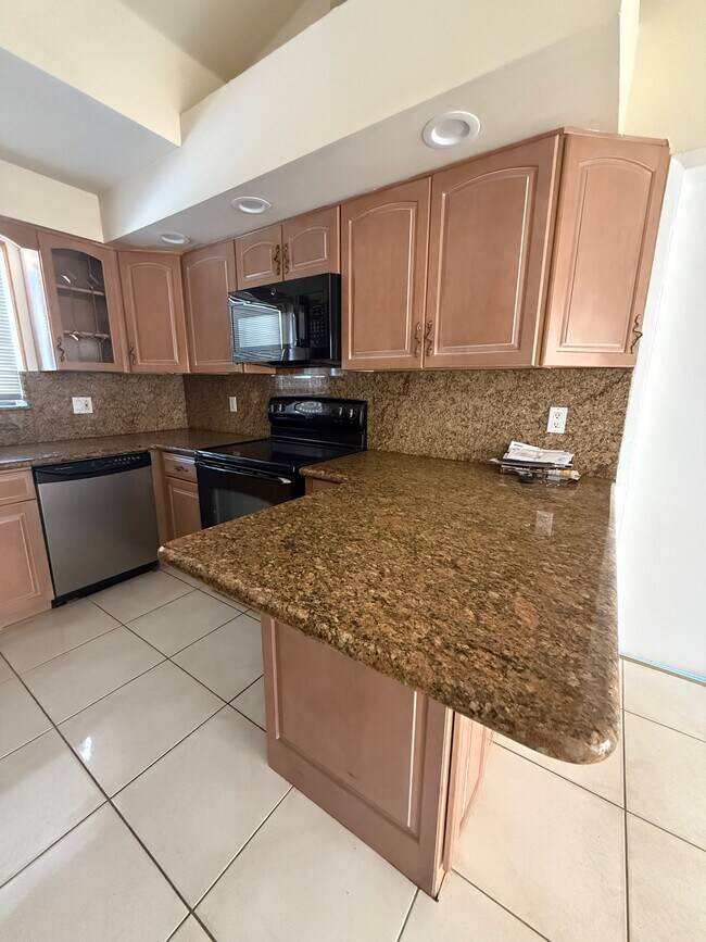 Foto del edificio - 1000 SE 7th Ave