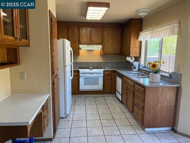 Building Photo - 2265 Jacqueline Dr