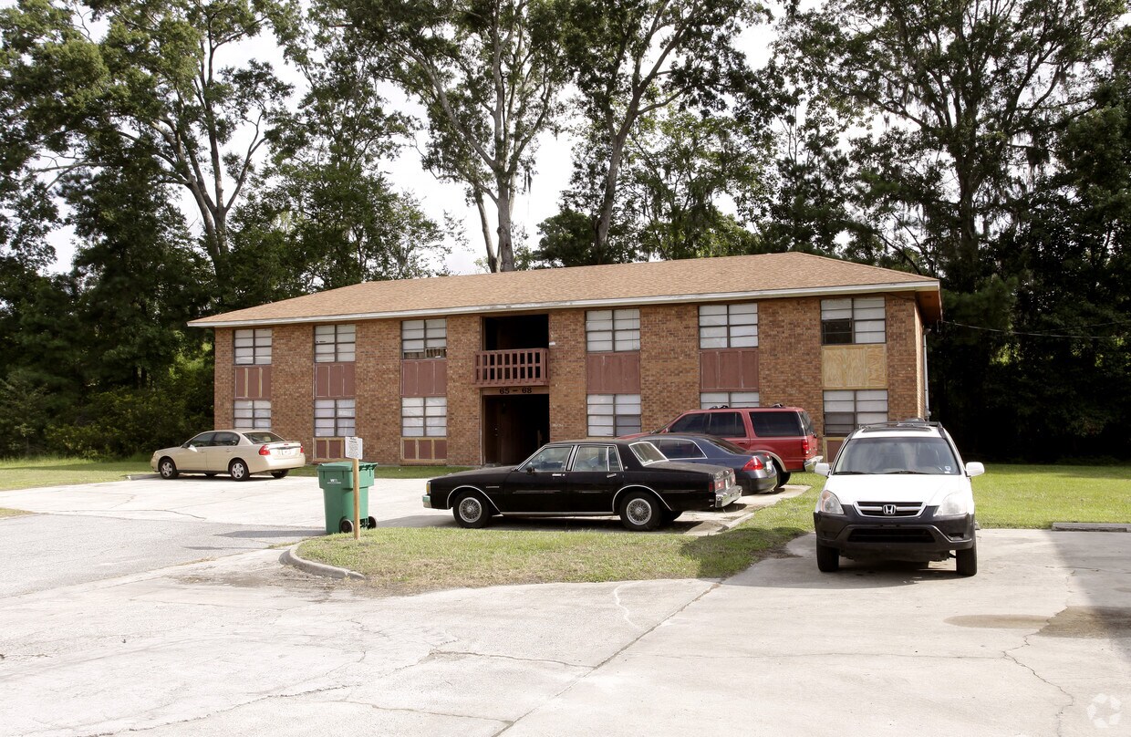 Primary Photo - 5 Peachtree Pl