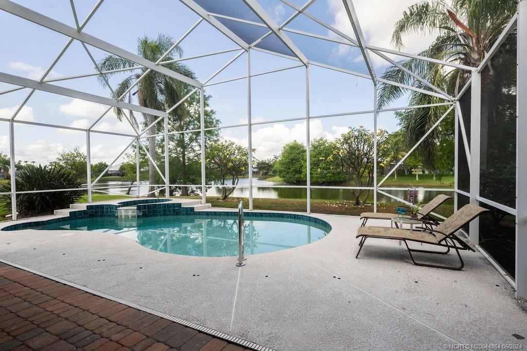 Foto principal - 2096 NW Marsh Rabbit Ln