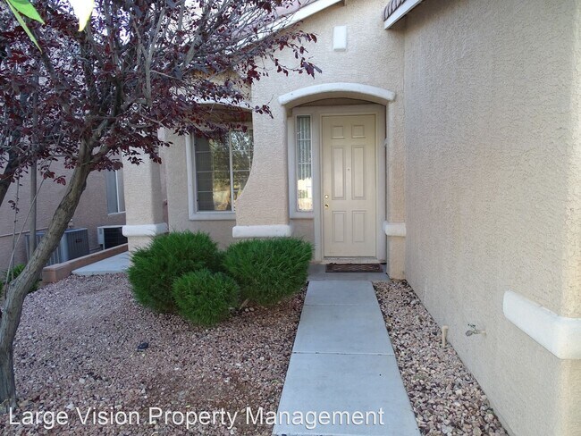 Building Photo - 4 br, 2.5 bath House - 9849 Ridge Hill Street