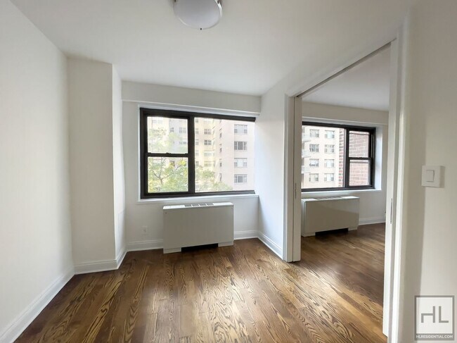 Building Photo - EAST 56 STREET