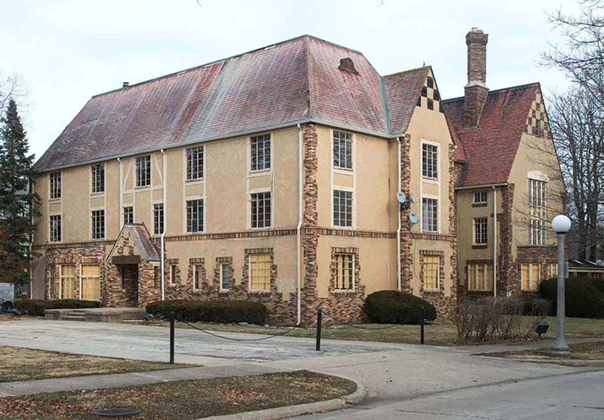 Building Photo - 1404 S Lincoln Ave