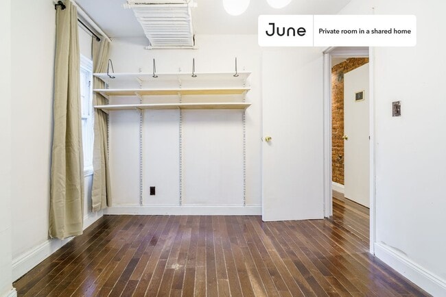 Building Photo - Room in Shared 5 bed/1.5 bath home in Bedford-Stuyvesant