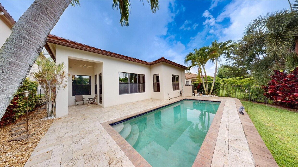 Foto principal - 4046 NW 85th Ave