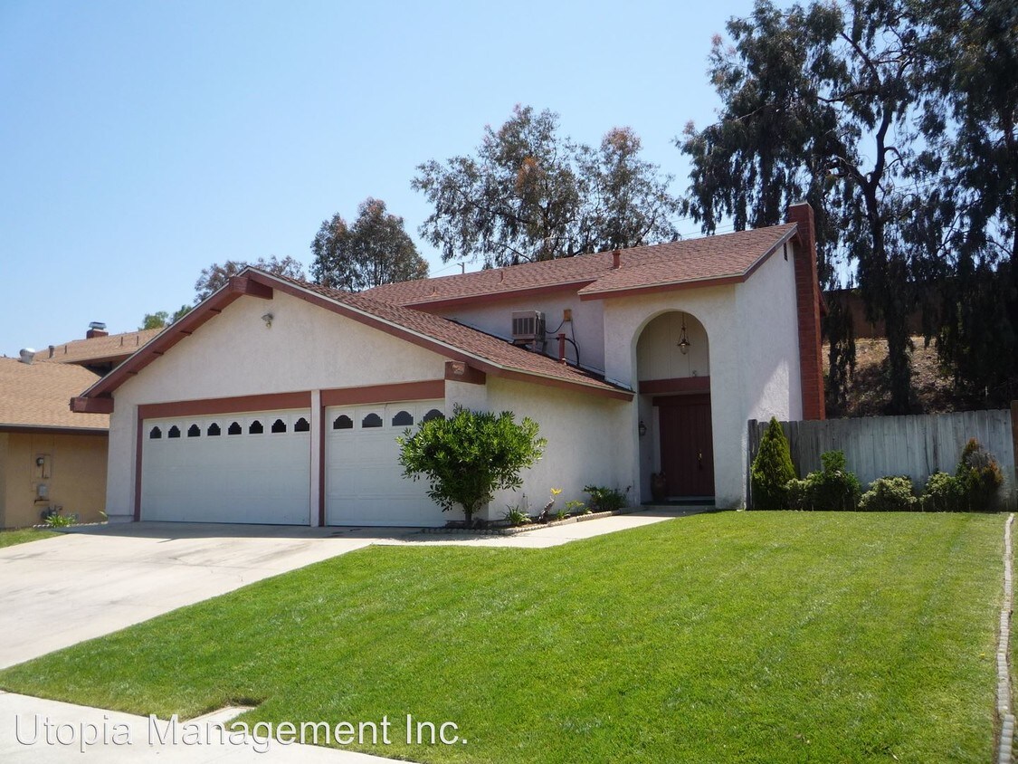 Primary Photo - 8123 Cacus St