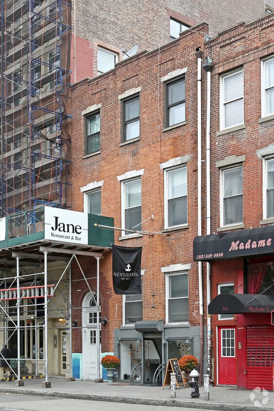 Primary Photo - 96 W Houston St
