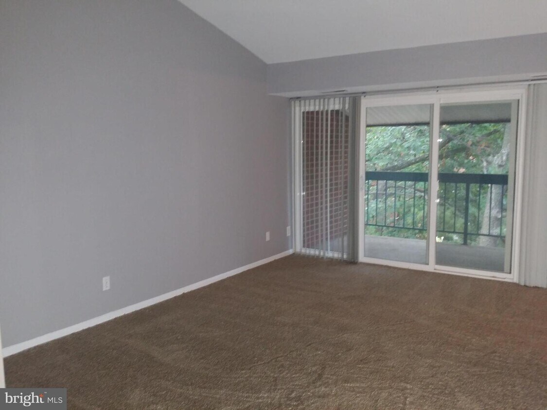 11810 Breton Ct Unit 22D, Reston, VA 20191 Room for Rent in Reston