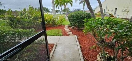 Building Photo - 1523 SW 51st Ln