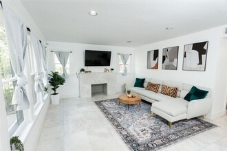 Building Photo - 1629 Bonnie Brae St