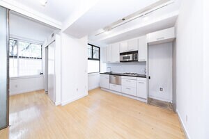 Foto del edificio - 43 Avenue C Ave