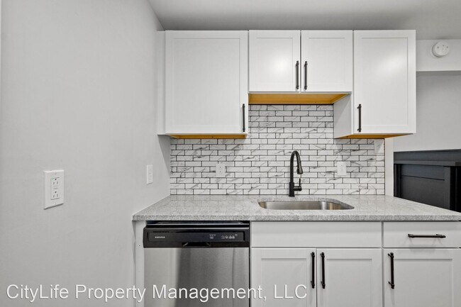 Foto del edificio - 4 br, 1 bath House - 103 Merritt Avenue