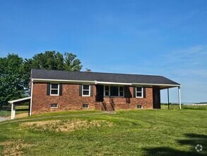 Building Photo - 16090 Pouncey Tract Rd