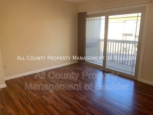 Foto del edificio - 800 W Moorhead Cir