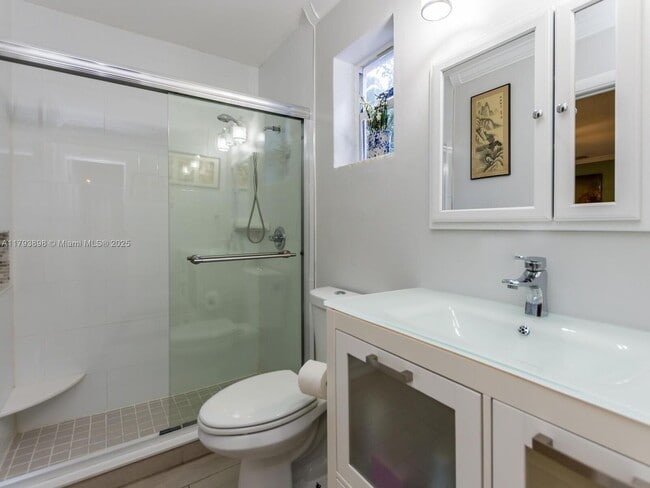 Foto del edificio - 5524 Garfield St