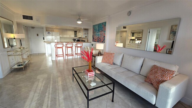 Building Photo - 401 Ocean Dr