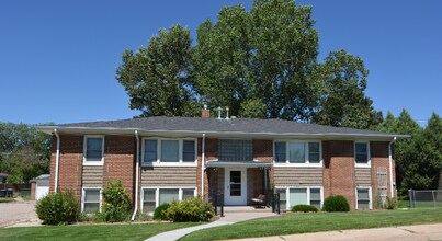 Building Photo - 1872 Cedar Pl