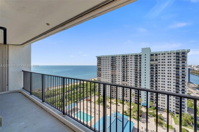 Building Photo - 1201 S Ocean Dr