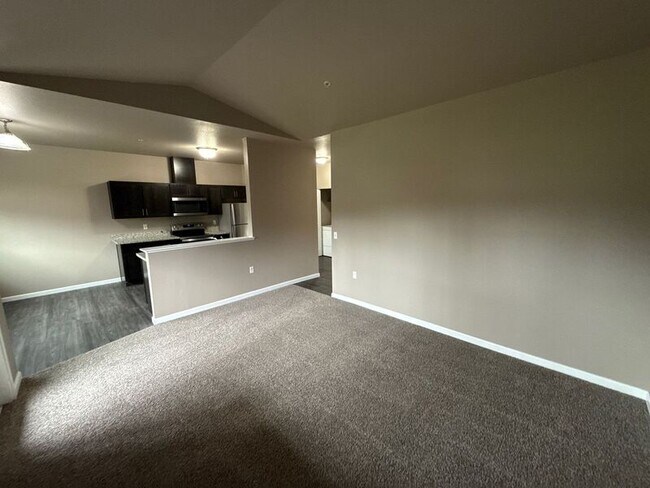 Foto del edificio - 4261 Hawthorne Ave NE