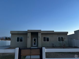 Building Photo - 9220 E Ave T