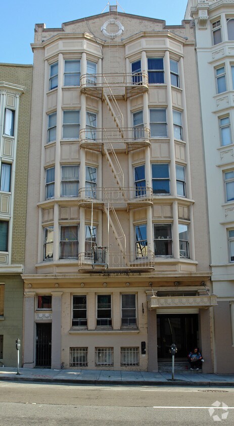 Foto del edificio - Tremaine Apartments