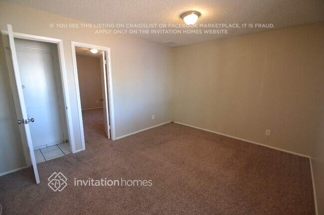 Foto del edificio - 4153 N 63rd Dr