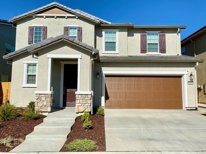 Foto principal - Brand New Solar 3 Bedroom Home In Rocklin!...