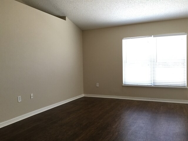 Building Photo - 1163 Saint Tropez Court