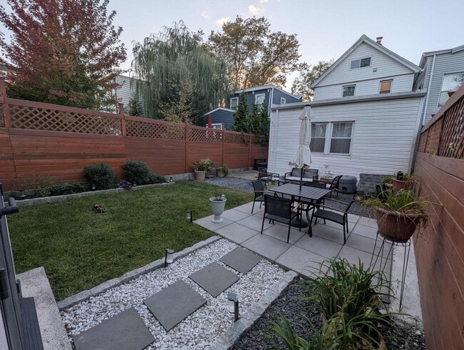 Building Photo - 39-39 55th St